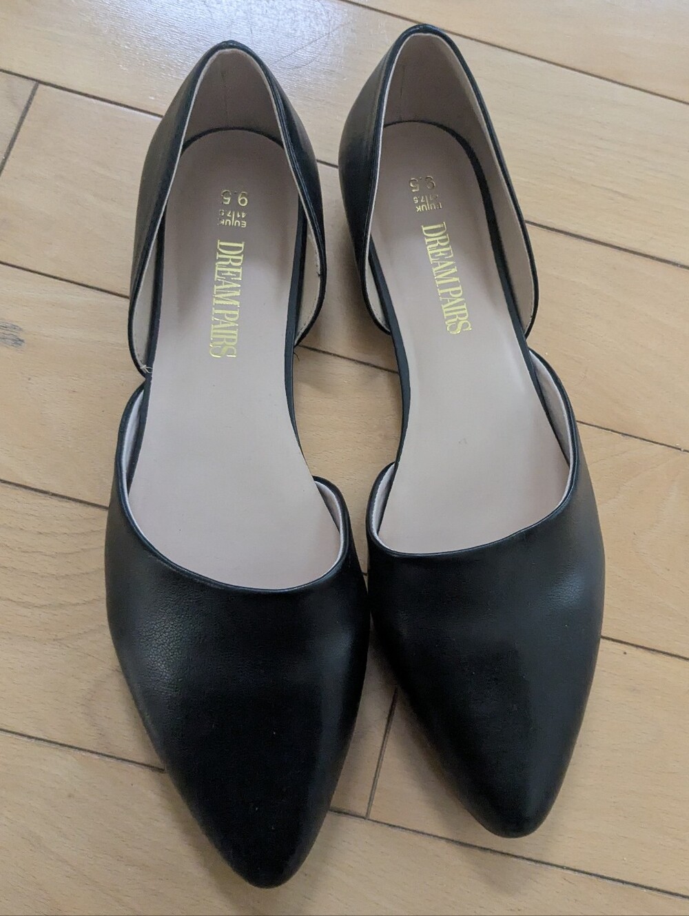 NWOT Black Flats